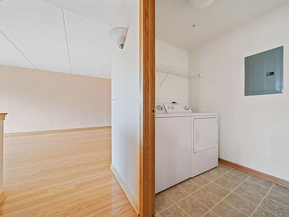 5th image of 1675 Mill St APT 408