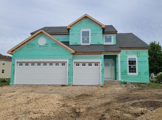 6709 Killala Dr, McHenry, IL 60050