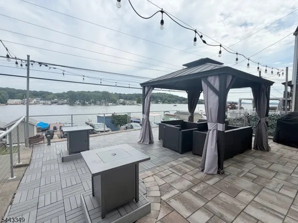 33 S Lakeside Ave, Jefferson Twp., NJ 07849