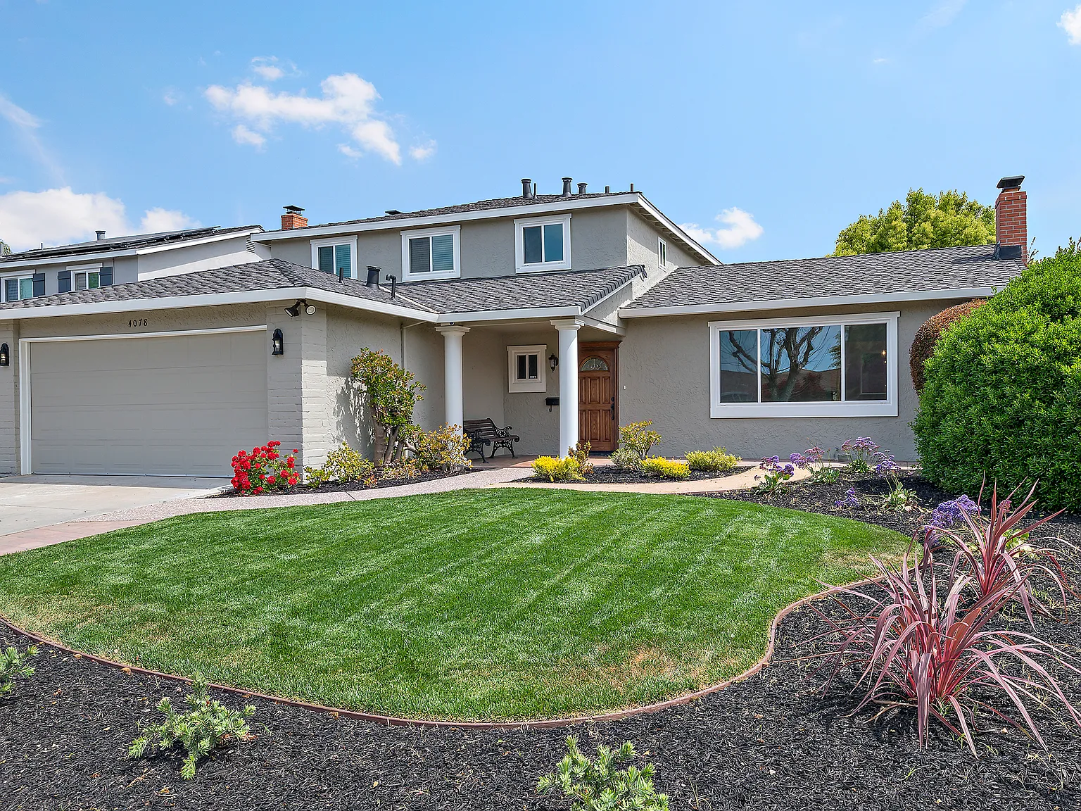 4078 Heppner Ln — Photo 1