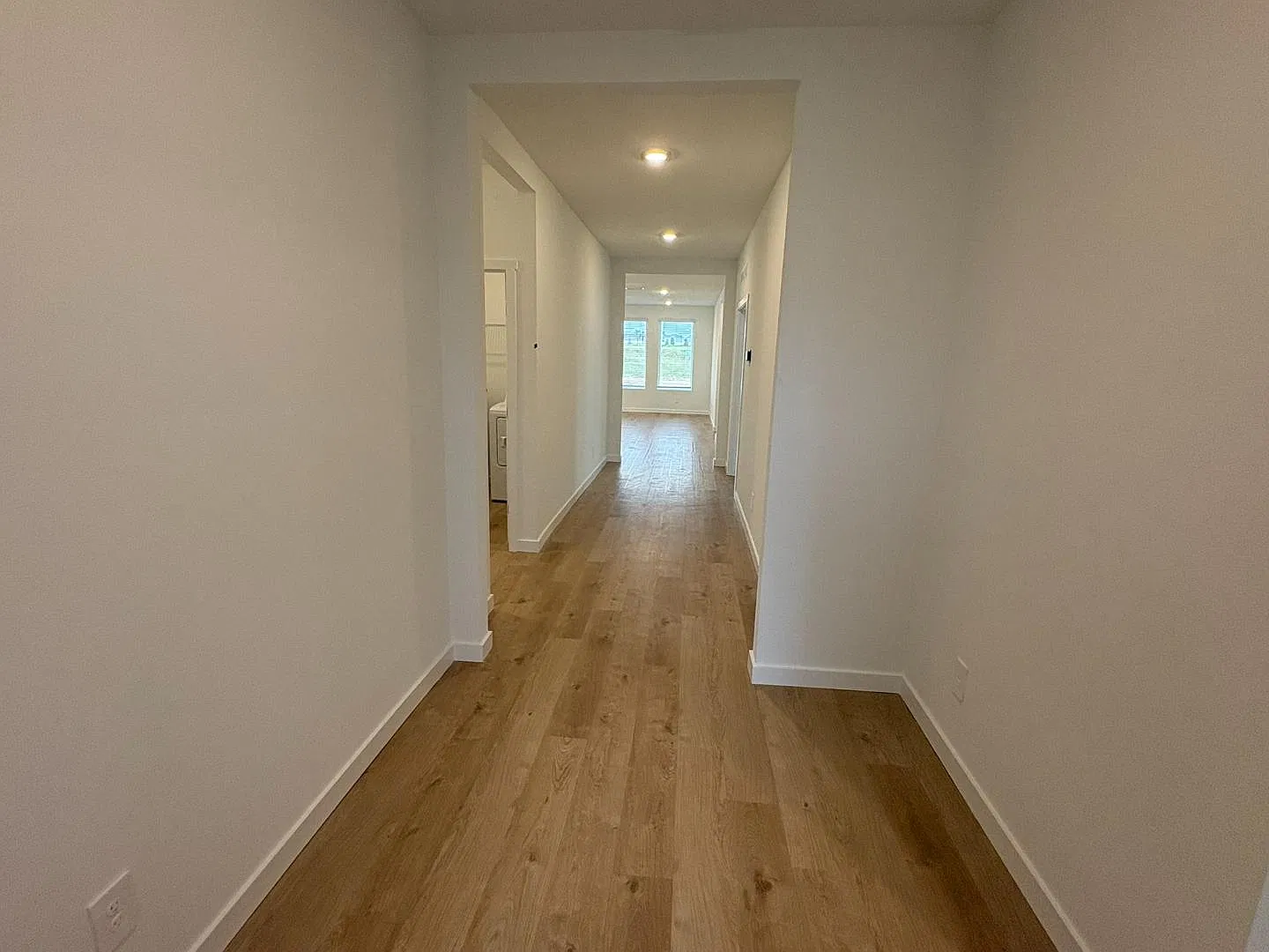2716 Mercy Cir — Photo 2