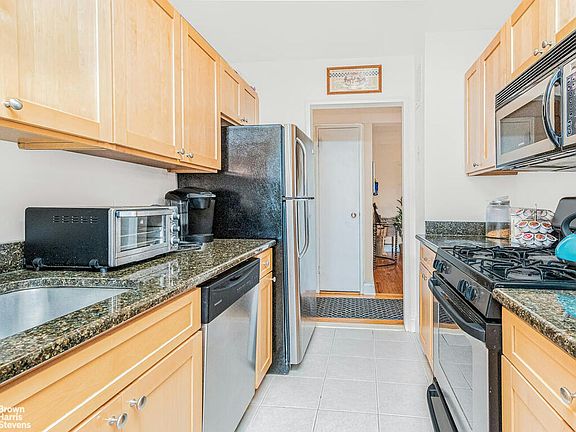 3rd image of 120 Dehaven Dr APT 629
