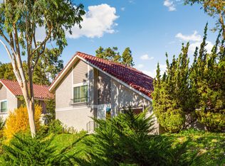 1052 Sunwood Ct, Oak Park, CA 91377