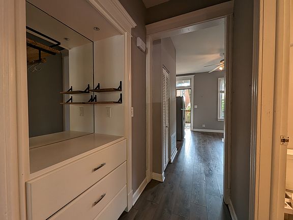 5th image of 3119 N Paulina St #1
