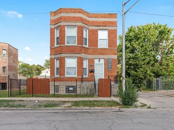 715 N Harding Ave, Chicago, IL 60624
