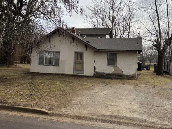310 S High Street, Mountain Grove, MO 65711