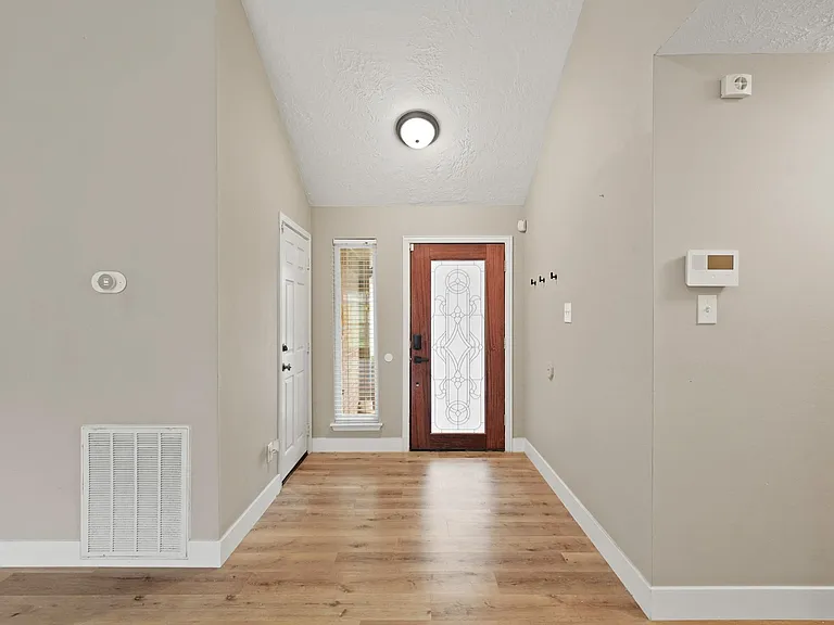 19211 Haystream Dr — Photo 7