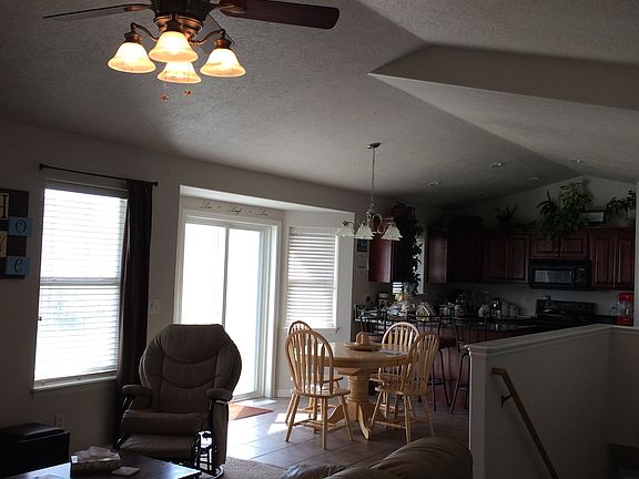 view living room to kitchen