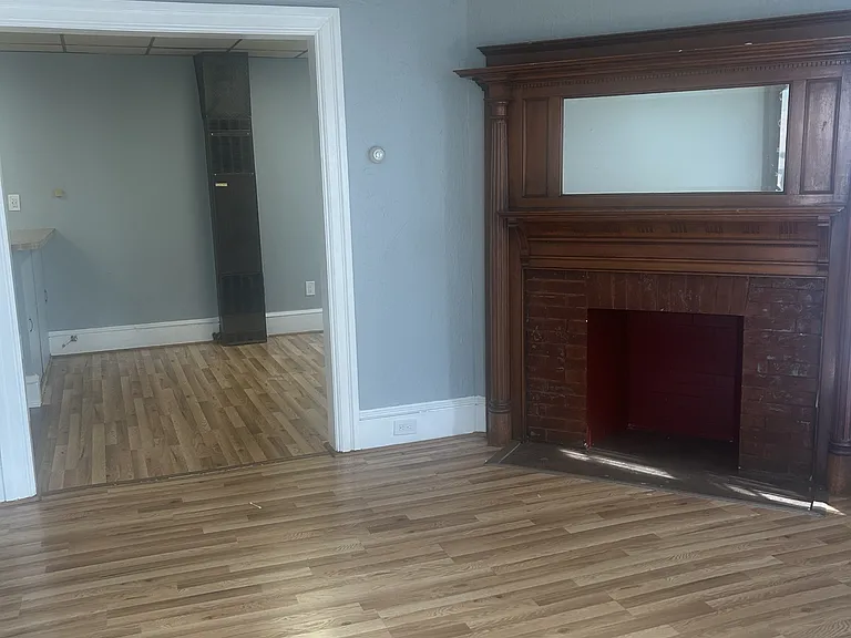 12 Summer St #2 — Photo 3