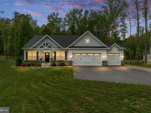 40 Southern View Dr, Stafford, VA 22554