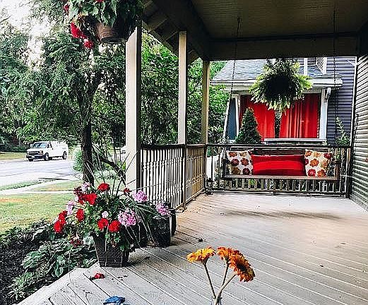 3rd image of 1838 W 1st Ave