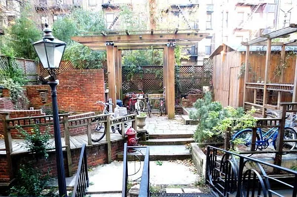 Rented by Gioia Realty | media 63