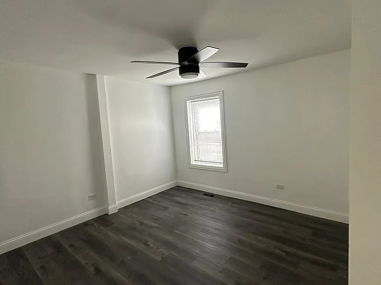 1704 S Clinton St #1 — Photo 12