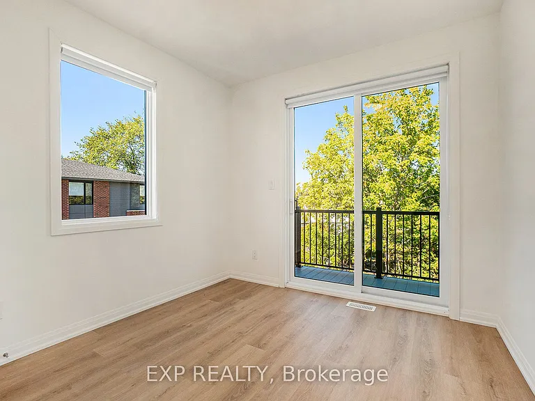 255 Castor St #202 — Photo 13