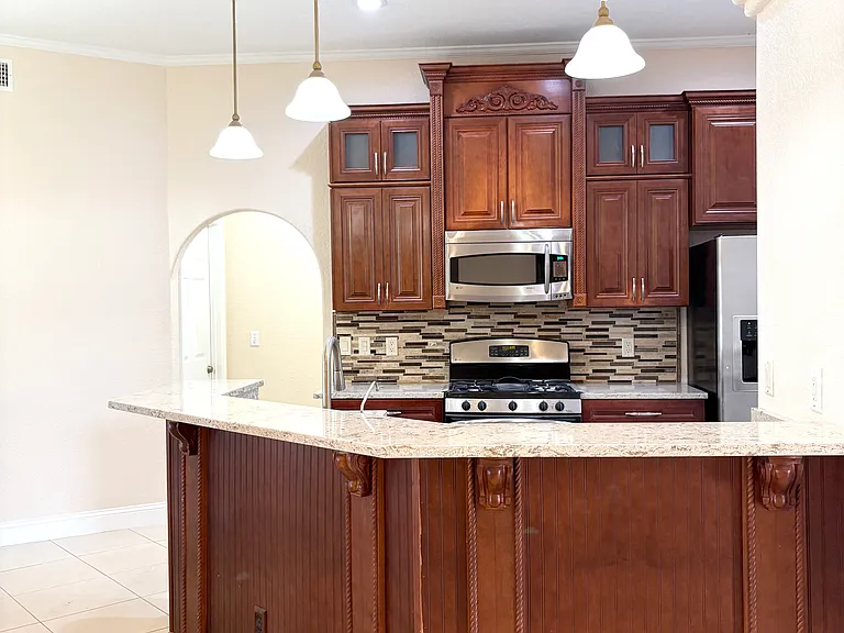 1601 Silhouette Dr — Photo 8