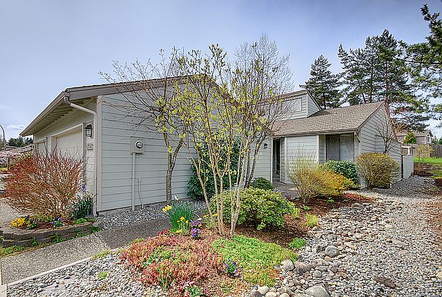 1st image of 2625 174th Ave NE