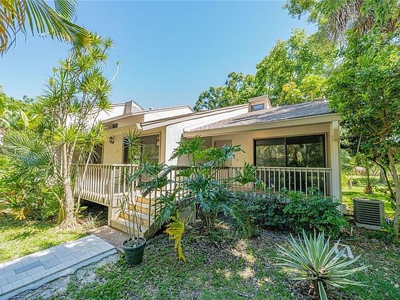 3rd image of 5130 Lancewood Dr #1