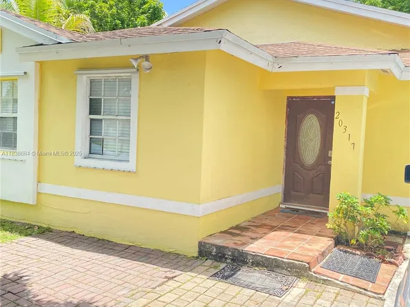 20317 SW 86th Ct, Cutler Bay, FL 33189