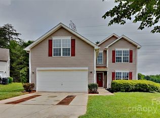 1644 Galesburg St, Charlotte, NC 28216