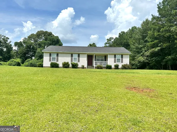 1045 Mapp Rd, Valley, AL 36854