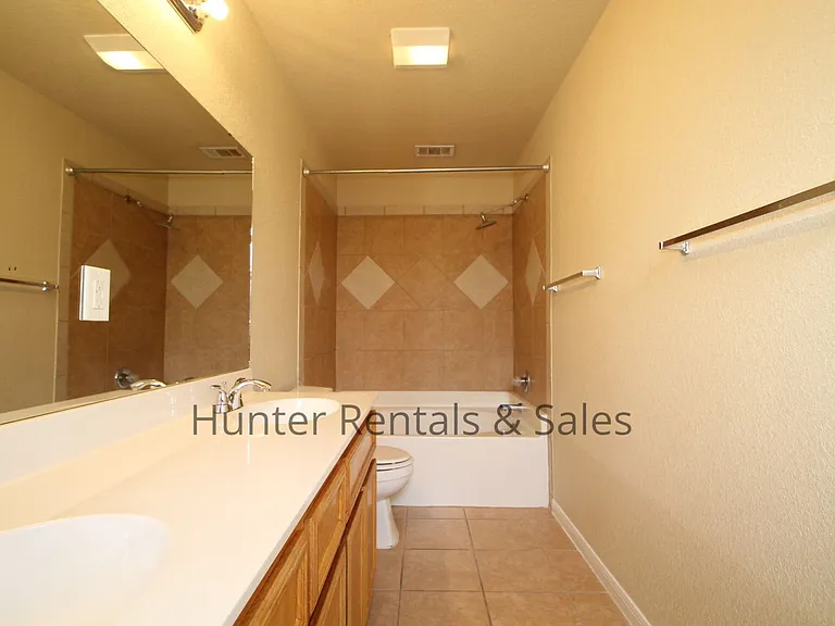 4204A Elms Run Cir — Photo 9