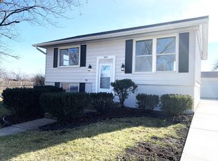 4441 S Churchill Dr, Richton Park, IL