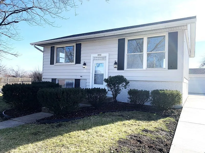 4441 S Churchill Dr photo 1