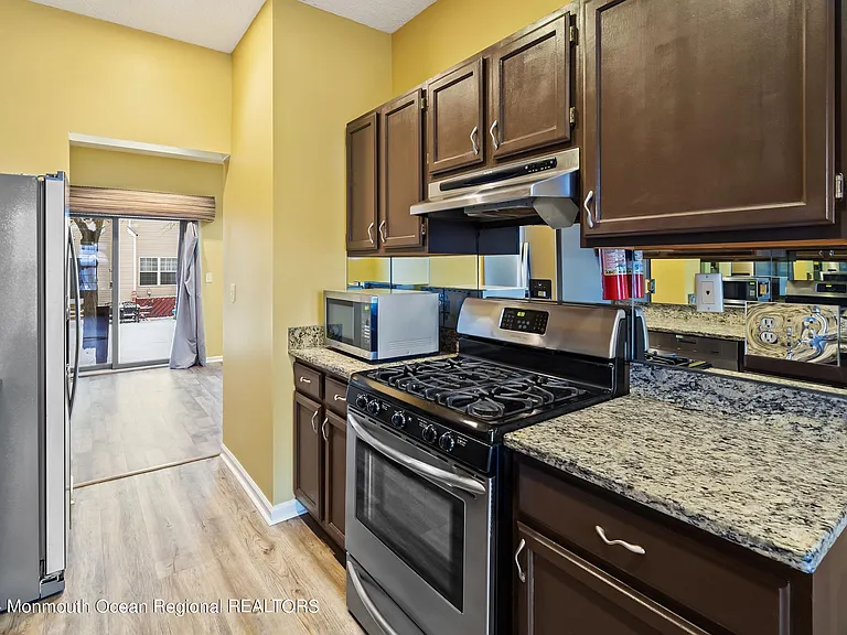 707 Hatchery Ct — Photo 10