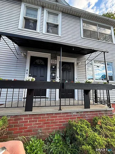15 Rose St Photo 1