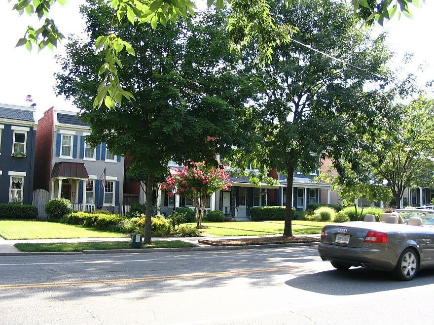 3131 Grove Ave