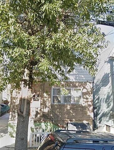 2nd image of 325 Columbia Ave Floor 1