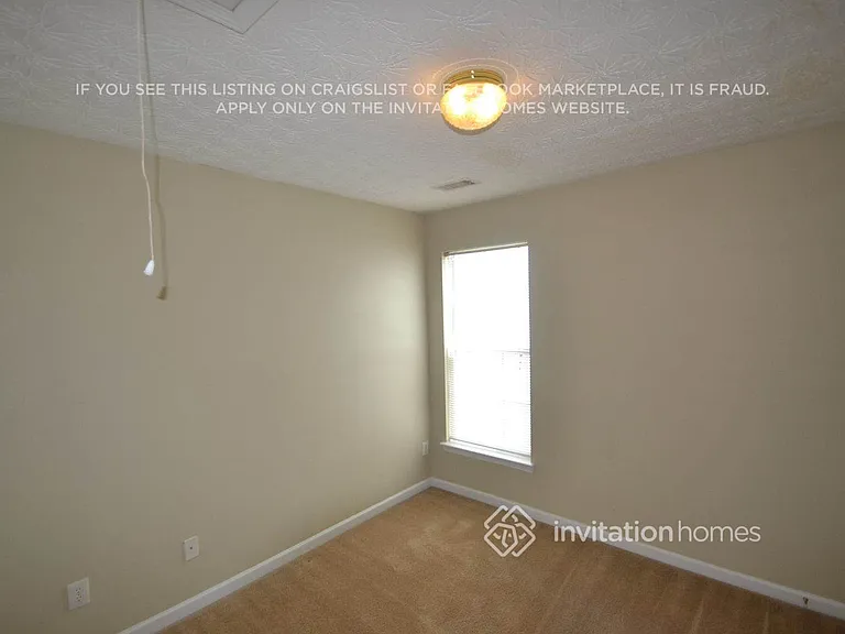 1456 Gates Cir SE — Photo 7