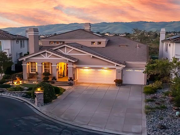 3rd image of 5020 Birkdale Way