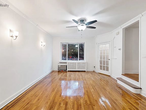 3rd image of 4449 Byron Ave