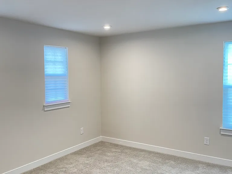 1840 Meredith Pl — Photo 17