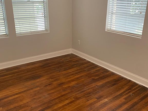 3rd image of 2660 Forbes St #5