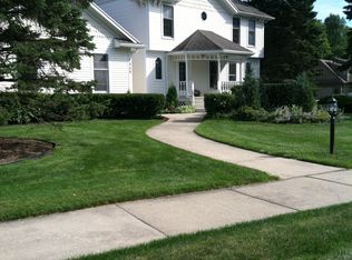 3868 Crooked Creek Dr, Okemos, MI 48864