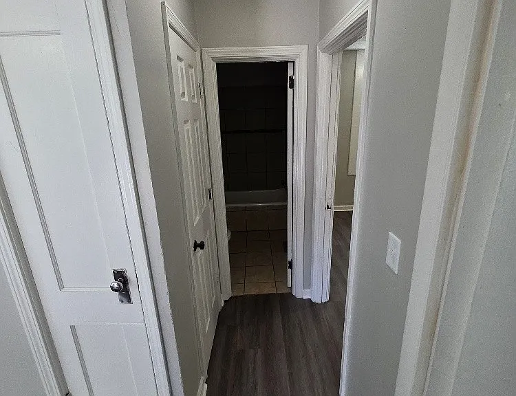 311 Roosevelt Ave — Photo 9
