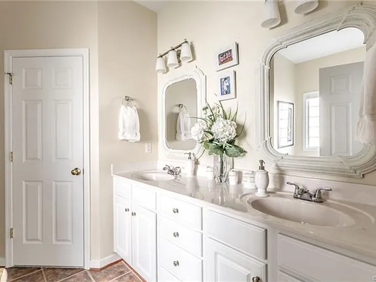 8948 Sawgrass Pl — Photo 15