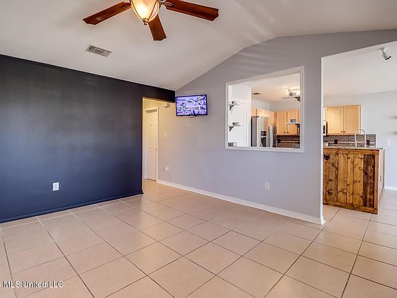 5th image of 13375 Lehmann Ct
