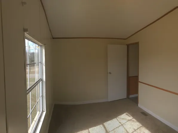 126 Herschels Way, Jasper, AL 35504