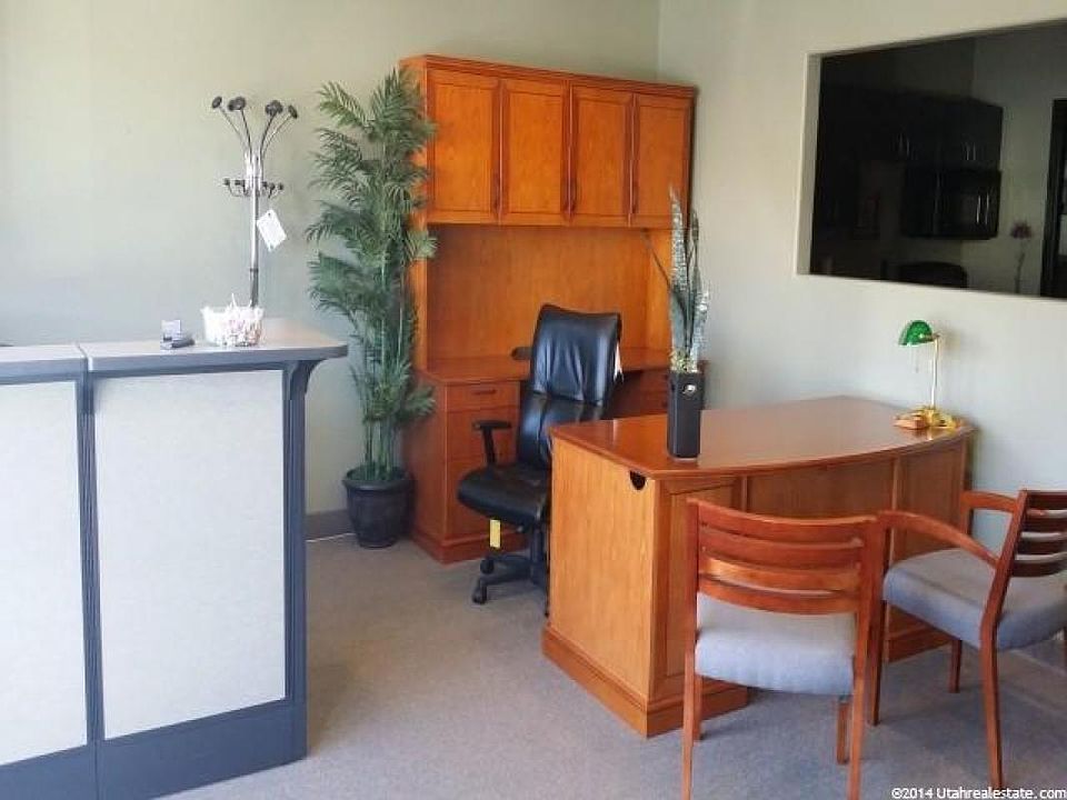 2nd image of 377 Marshall Way