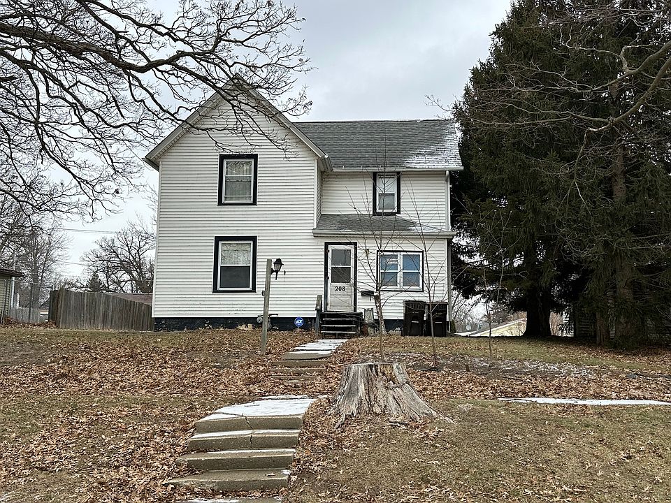 1st image of 208 Johnson St