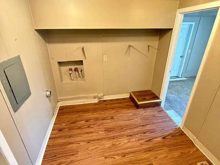 56 E Cedar St — Photo 19