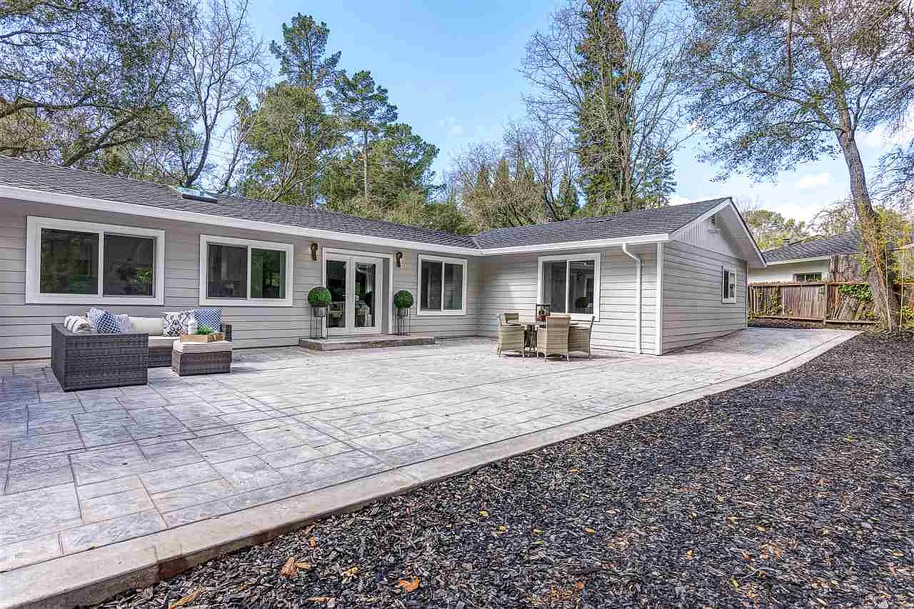 491 Moraga Way photo 1