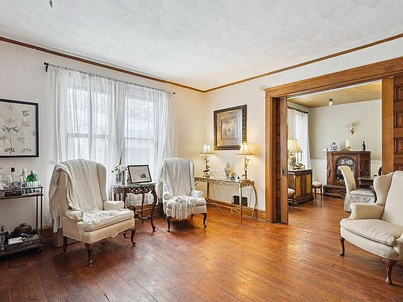 5th image of 25 Orchard Pl