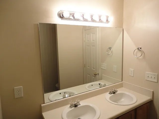 3660 Watkins Ridge Ct — Photo 11
