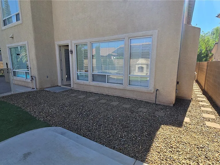 10887 Osceola Mills St — Photo 20