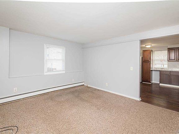 3rd image of 6 Lake Ave #L