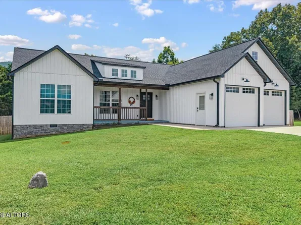 110 Waterstone Ct, Benton, TN 37307